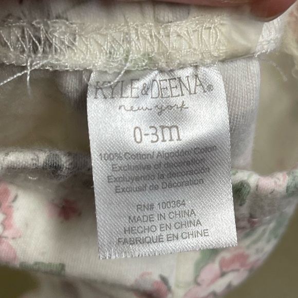 Infant Girl’s Clothing Bundle 0-3 Months - Picture 4 of 9